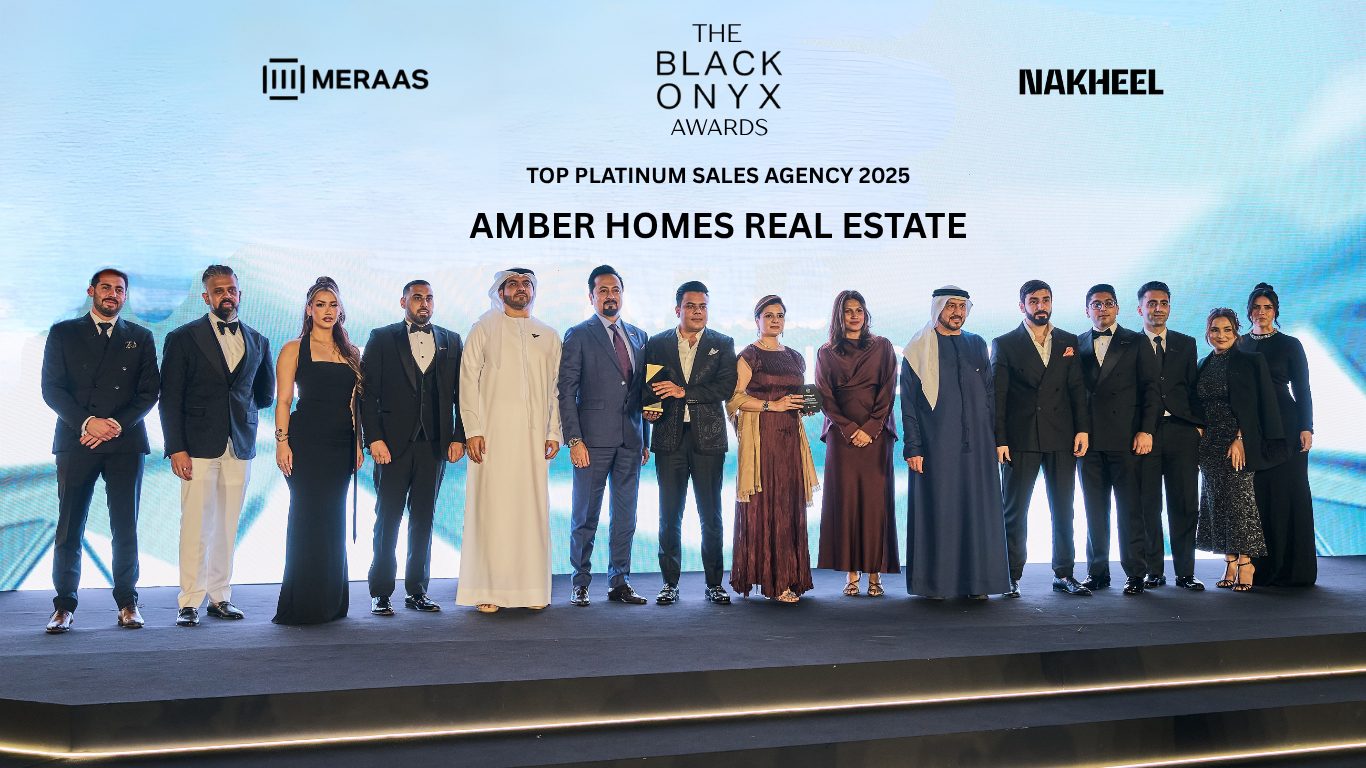 Saad Waqas and the Amber Homes Real Estate team receiving Top Platinum Sales Agency 2025 at The Black Onyx Awards, Meraas, Nakheel & Dubai Holding, Dubai